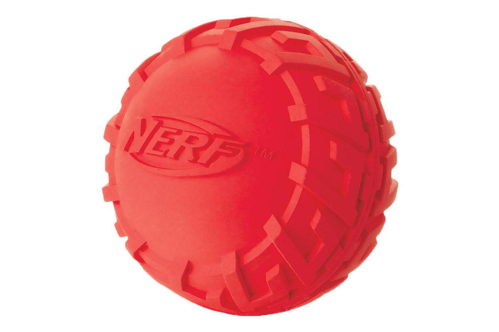 TIRE SQUEAK BALL GREEN/RED - MEDIUM (4603632615477)