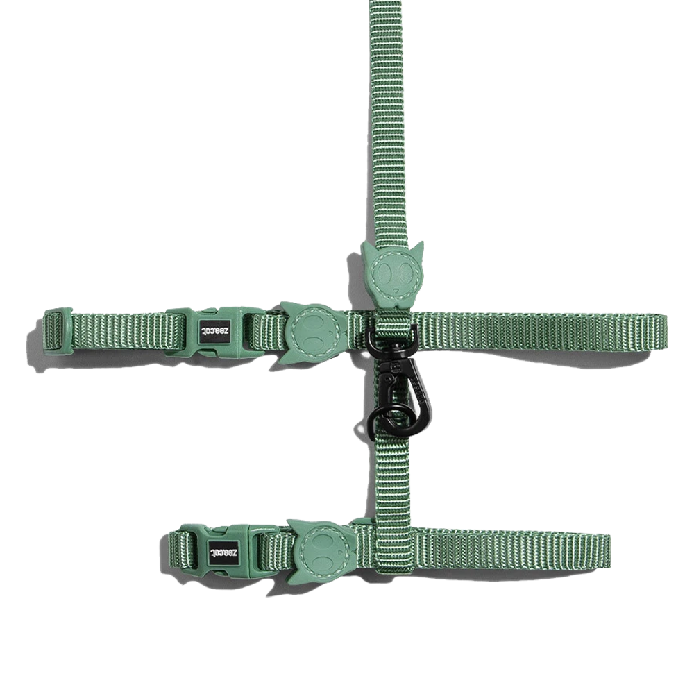*Zee.Cat Army Green Harness & Leash Set